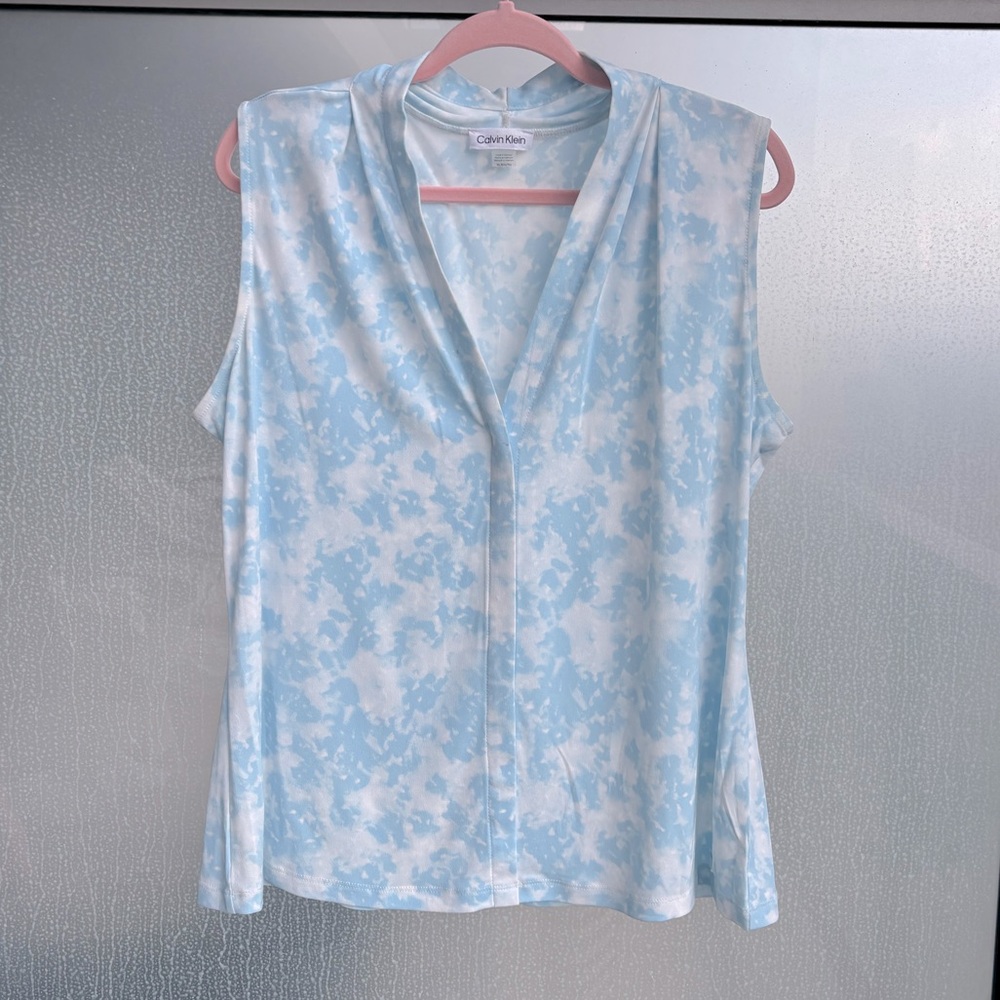 Calvin Klein | Light Blue Patterned Blouse